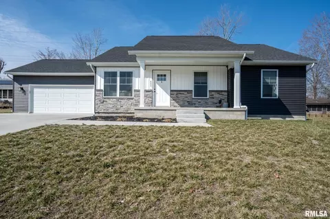 659 Deadwood Dr, Herrin, IL 62948