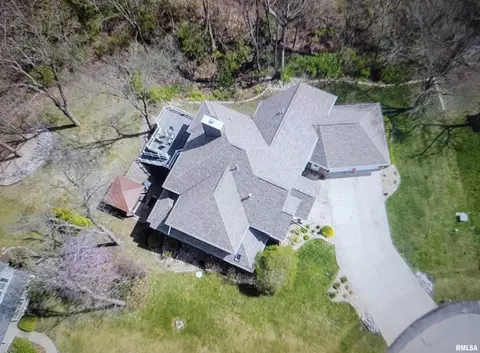 View/Area - 703 Mayfair Ct, Germantown Hills, IL 61548 photo 1 of 3