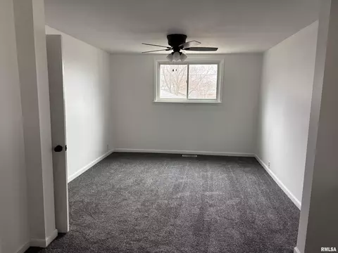 Bedroom - 302 E Murray St, Macomb, IL 61455 photo 1 of 4
