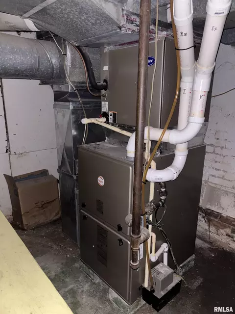 Other - 302 E Murray St, Macomb, IL 61455 photo 5 of 6