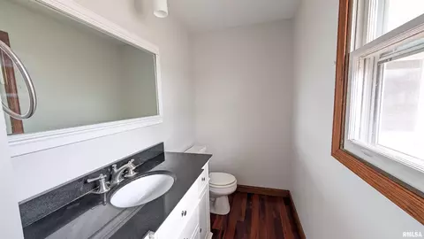 Bath - 1267 E Locust St, Canton, IL 61520 photo 1 of 4