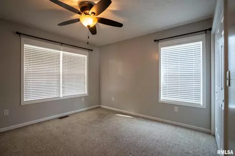 Bedroom - 304 Eric Dr, Herrin, IL 62948 photo 4 of 4