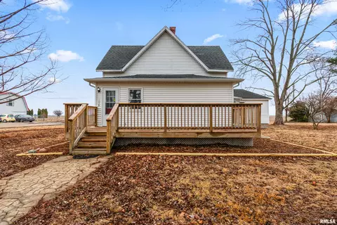 102 S Eastern Ave, Minier, IL 61759 photo 4