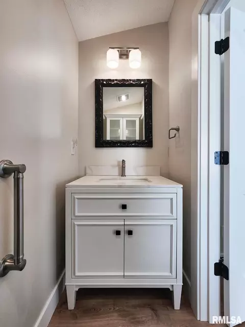 Bath - 607 E 2nd St, Delavan, IL 61734 photo 1 of 2