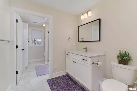 Bath - 607 E 2nd St, Delavan, IL 61734 photo 2 of 2