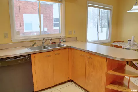 Kitchen - 305 N Ward St, Macomb, IL 61455 photo 3 of 4