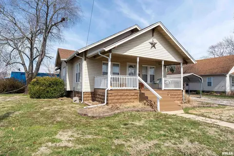 Exterior - 1408 W Cherry St, Marion, IL 62959 photo 5 of 5