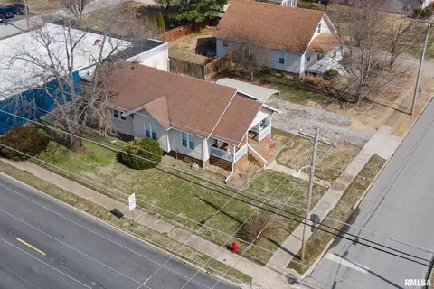 View/Area - 1408 W Cherry St, Marion, IL 62959 photo 1 of 5