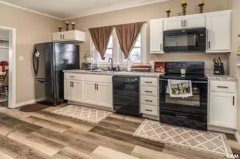Kitchen - 1408 W Cherry St, Marion, IL 62959 photo 1 of 1