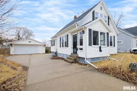 1216 E Rouse Ave, Peoria Heights, IL 61616