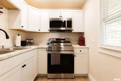 Kitchen - 408 N 3rd St, Dunlap, IL 61525 photo 3 of 3