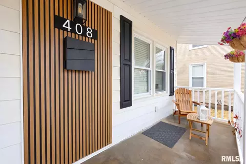 Exterior - 408 N 3rd St, Dunlap, IL 61525 photo 2 of 4