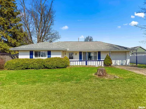 5511 W Dirksen Pkwy, Peoria, IL 61607