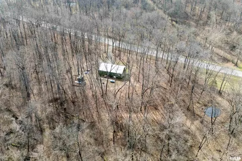 View/Area - 16446 Corinth Rd, Marion, IL 62959 photo 4 of 4