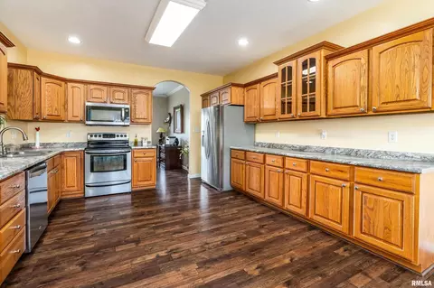 Kitchen - 315 Evergreen Trl, Herrin, IL 62948 photo 1 of 4