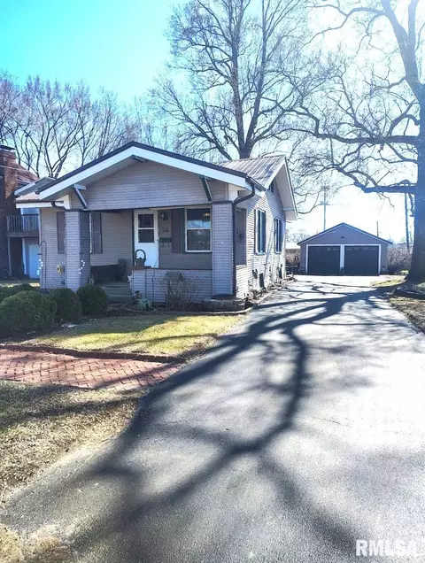 Other - 36 E Olive St, Canton, IL 61520 photo 1 of 9