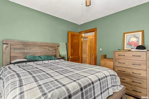 Bedroom - 121 Albert St, Washington, IL 61571 photo 3 of 3