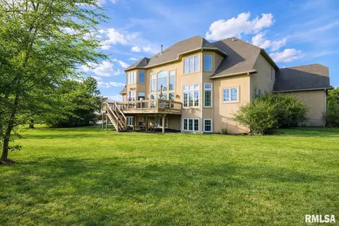 Exterior - 2422 W Augusta Dr, Dunlap, IL 61525 photo 4 of 13