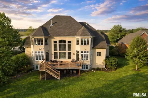 Exterior - 2422 W Augusta Dr, Dunlap, IL 61525 photo 2 of 13