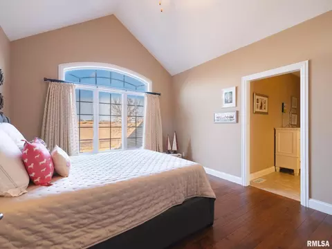 Bedroom - 2422 W Augusta Dr, Dunlap, IL 61525 photo 8 of 9