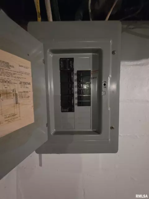 Other - 1951 E Walnut St, Canton, IL 61520 photo 12 of 14