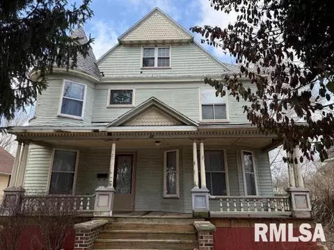 514 N Mcarthur St, Macomb, IL 61455
