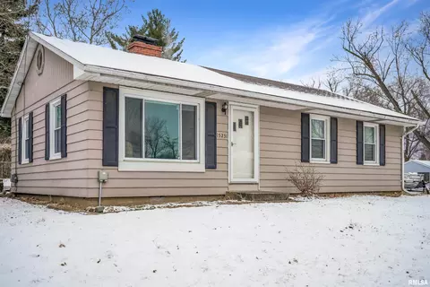 15231 N Von Achen Dr, Chillicothe, IL 61523