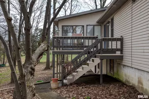 Exterior - 12196 Laguna Dr, Marion, IL 62959 photo 8 of 11