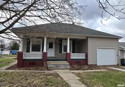 133 N Olive St, Williamsfield, IL 61489