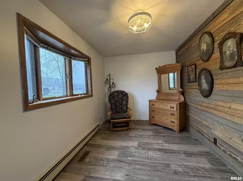 Bedroom - 809 S 16th St, Herrin, IL 62948 photo 1 of 4