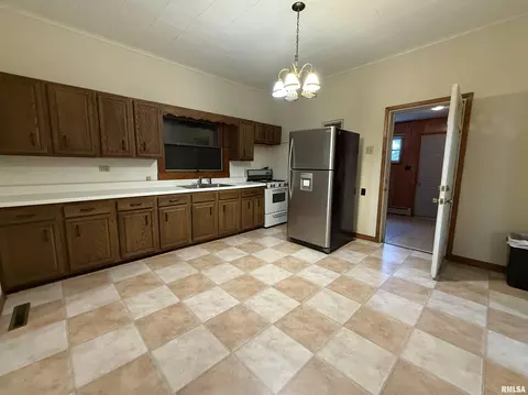 Kitchen - 809 S 16th St, Herrin, IL 62948 photo 1 of 1