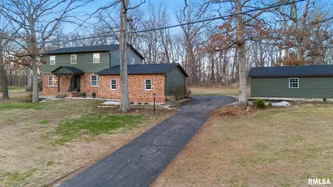 Exterior - 603 E Swords Dr, Edelstein, IL 61526 photo 4 of 10
