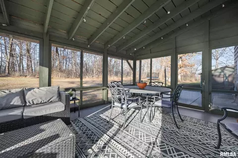 Exterior - 603 E Swords Dr, Edelstein, IL 61526 photo 6 of 10