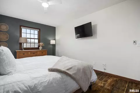 Bedroom - 603 E Swords Dr, Edelstein, IL 61526 photo 10 of 13