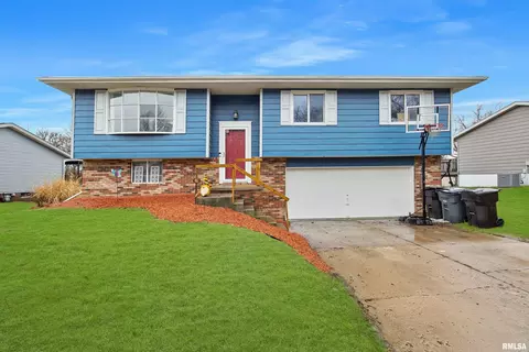 108 Medina Ct, East Peoria, IL 61611