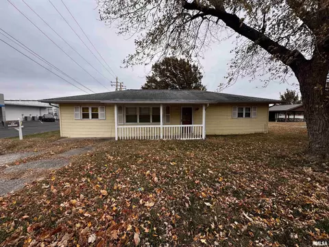 1120 N Market St, Sparta, IL 62286