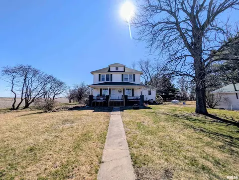 15315 N 2200th Rd, Good Hope, IL 61438