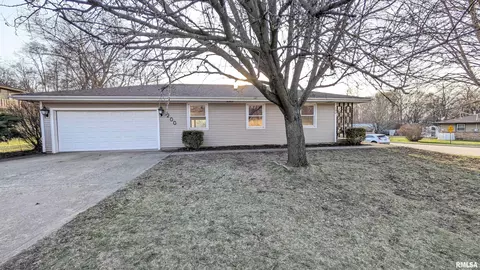 200 Lasalle Blvd, Marquette Heights, IL 61554