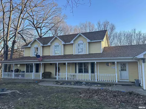 310 Townhall Rd, Metamora, IL 61548