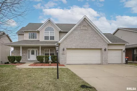 6907 N Grand Fir Dr, Edwards, IL 61528