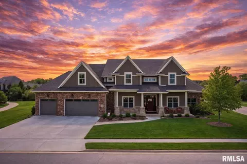 3112 W Saint Charles Pl, Peoria, IL 61615