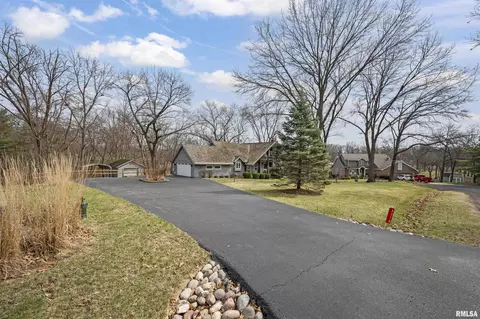 Exterior - 6310 N Fox Chapel Trl, Edwards, IL 61528 photo 4 of 13