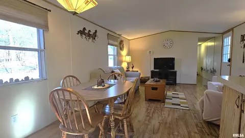 Dining - 2 Camp Thirsty Ln, Simpson, IL 62985 photo 1 of 1