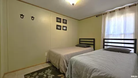 Bedroom - 2 Camp Thirsty Ln, Simpson, IL 62985 photo 3 of 4