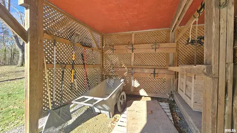 Exterior - 2 Camp Thirsty Ln, Simpson, IL 62985 photo 7 of 10