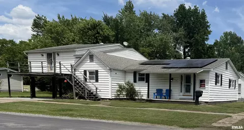 500 Kramer St, Carterville, IL 62918