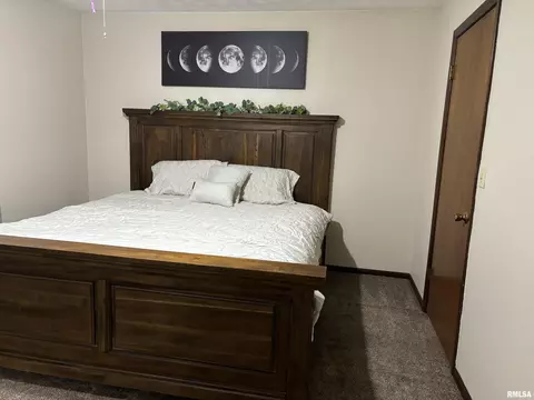 Bedroom - 810 Progress St, Metamora, IL 61548 photo 1 of 4