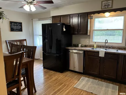 Kitchen - 810 Progress St, Metamora, IL 61548 photo 1 of 4