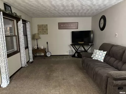 Other - 810 Progress St, Metamora, IL 61548 photo 4 of 7