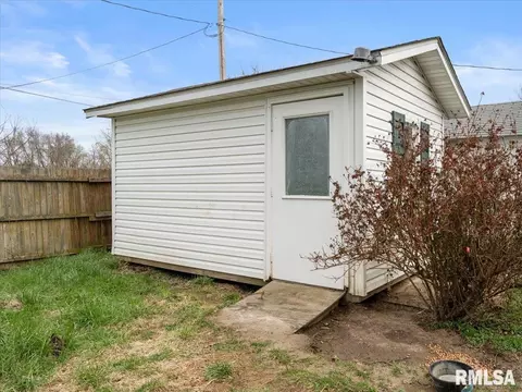 Other - 712 Beck St, Carmi, IL 62821 photo 5 of 6